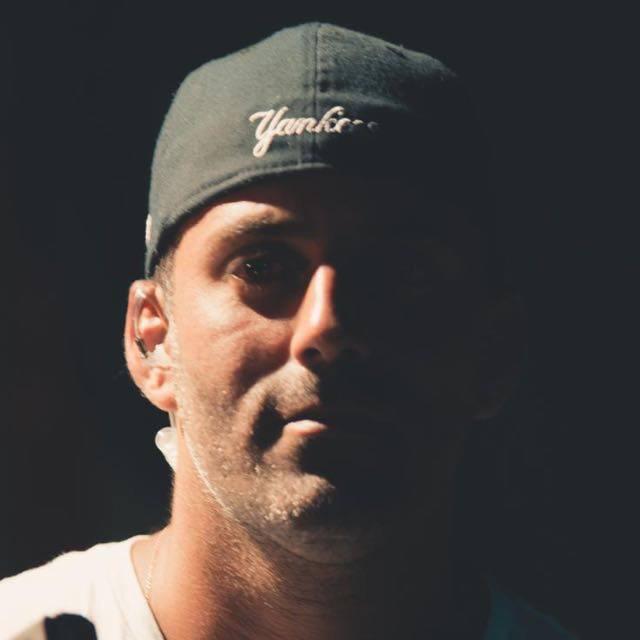 LEONARDO FONTES - 31 ANOS